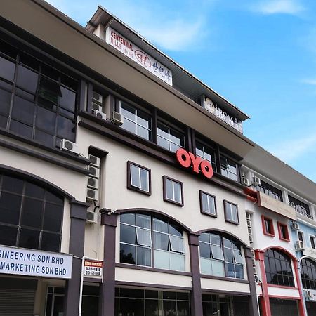 Oyo 897 Ibc36 Business Stay Kuching Exterior photo