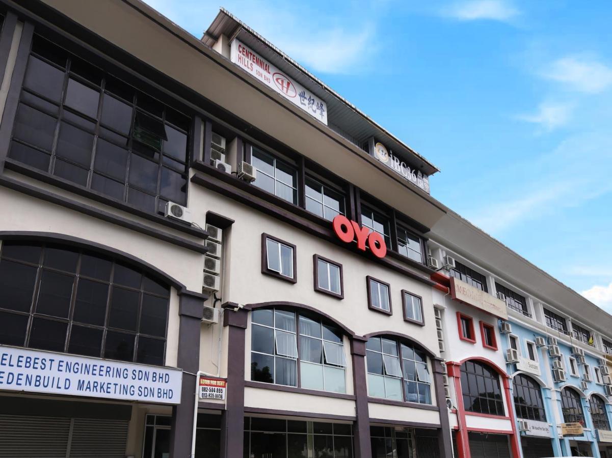 Oyo 897 Ibc36 Business Stay Kuching Exterior photo